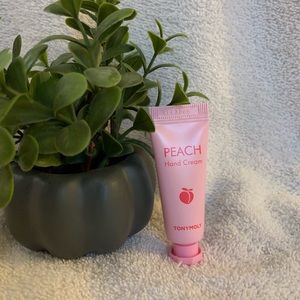 Peach: Hand Cream